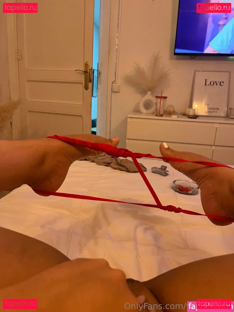 verolovev2 Onlyfans Photo Gallery 