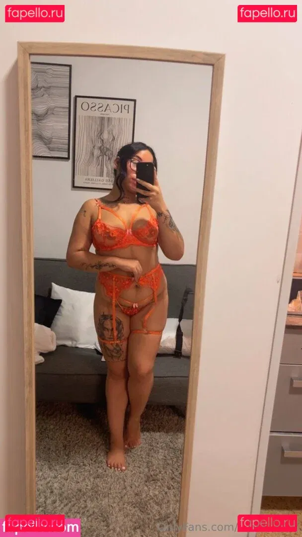 verolovev2 Onlyfans Photo Gallery 