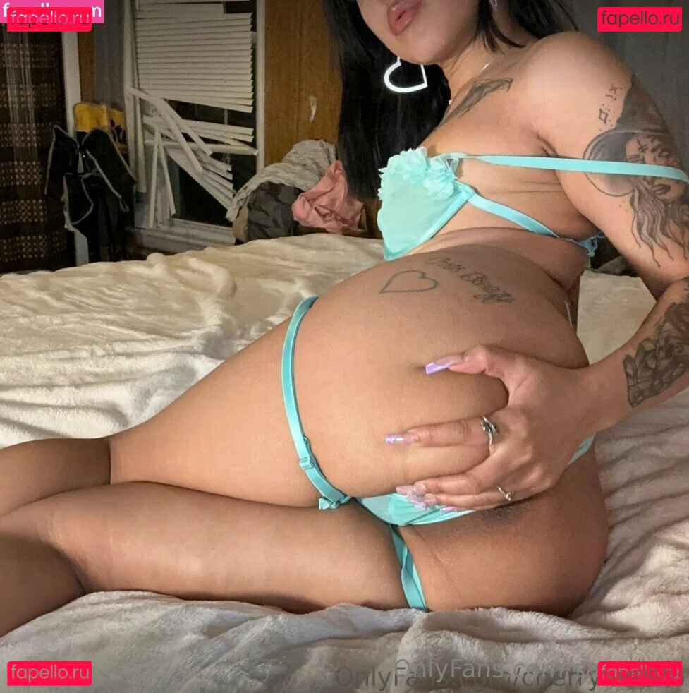 sa_mi_ra Onlyfans Photo Gallery 