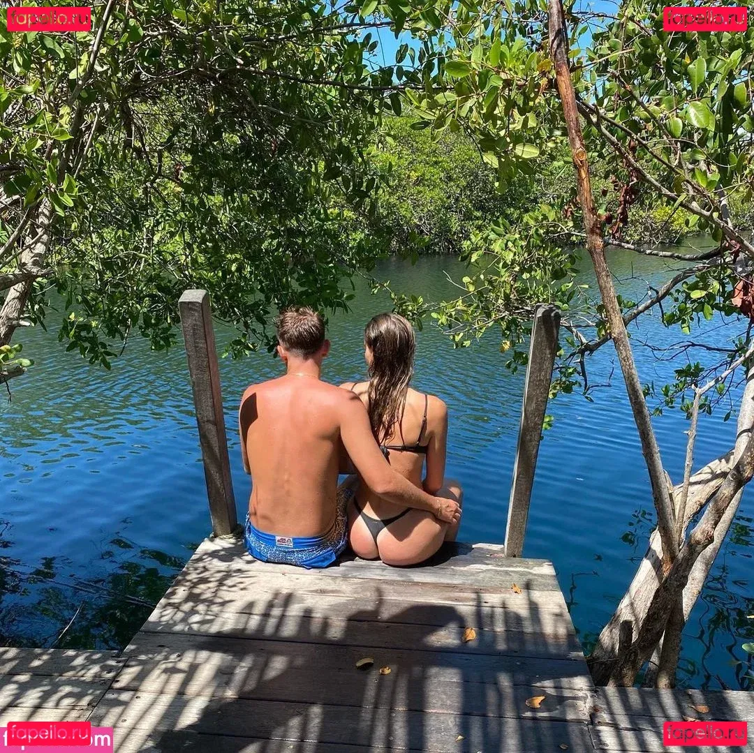 Mackenzie Rose Onlyfans Photo Gallery 