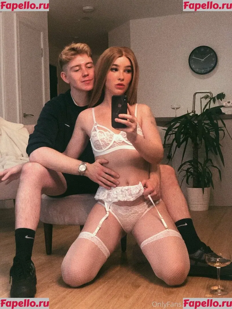 Rosie Cheeks Onlyfans Photo Gallery 