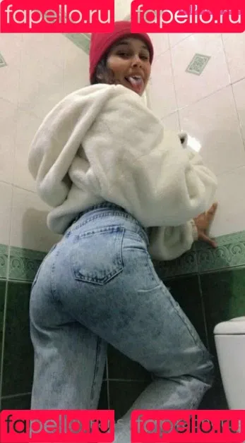 arabhottie Onlyfans Photo Gallery 