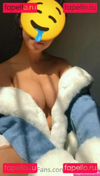 arabhottie Onlyfans Photo Gallery 