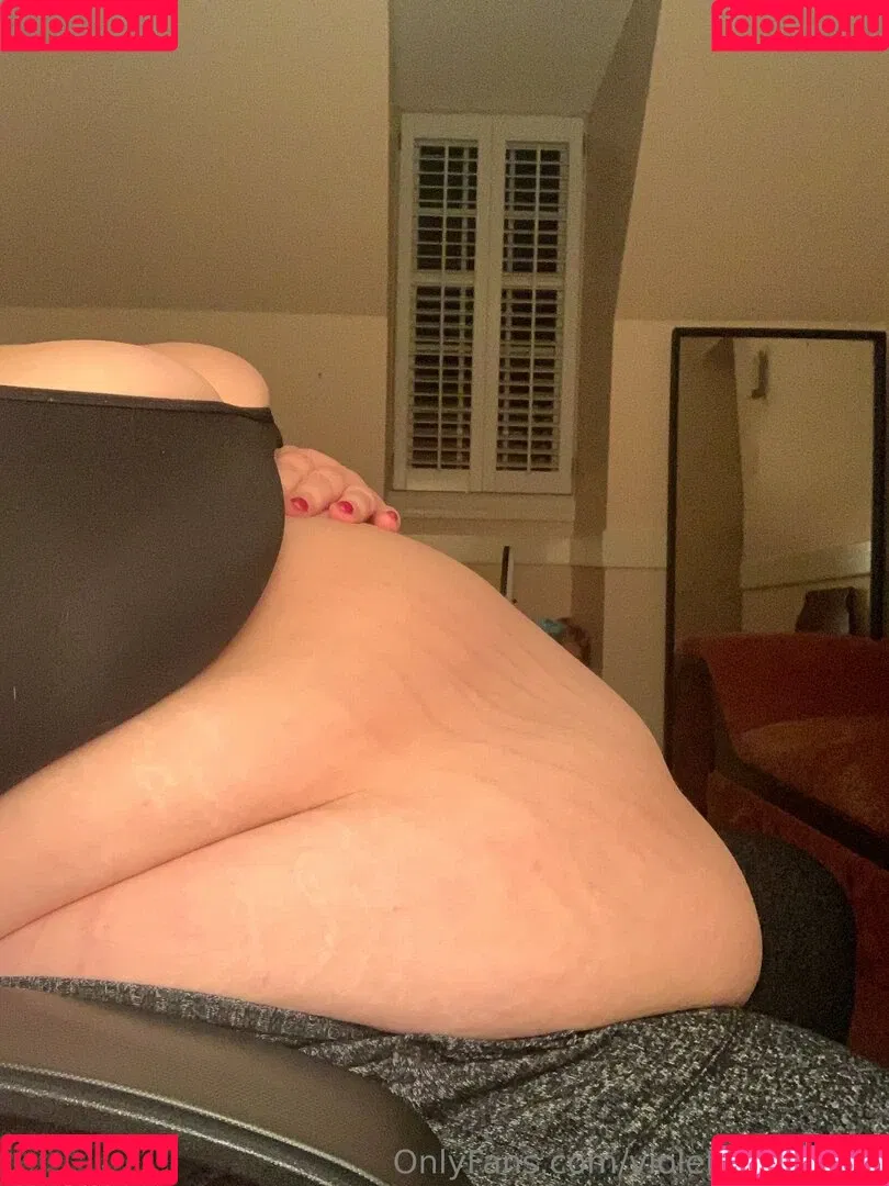 violetbeauregut Onlyfans Photo Gallery 