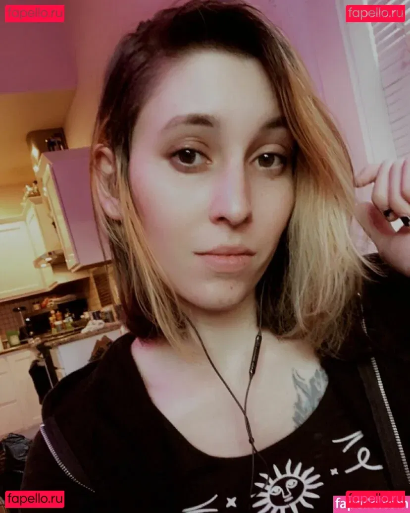 Devi Dionne Onlyfans Photo Gallery 