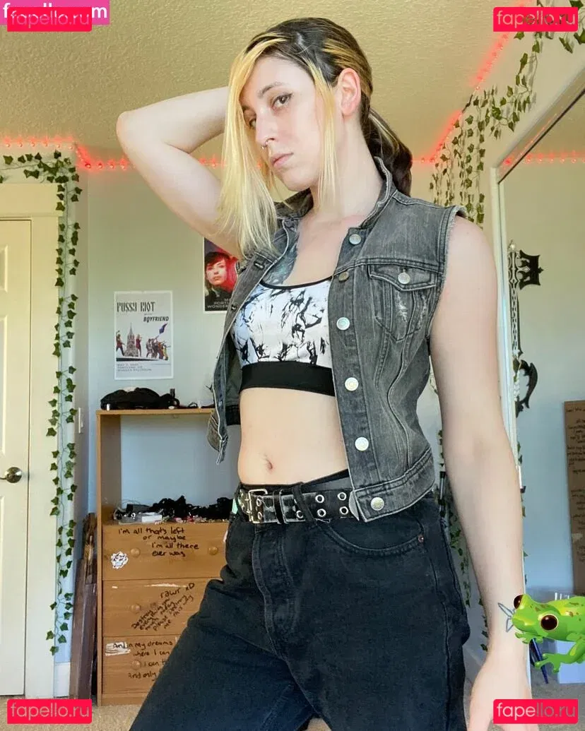 Devi Dionne Onlyfans Photo Gallery 