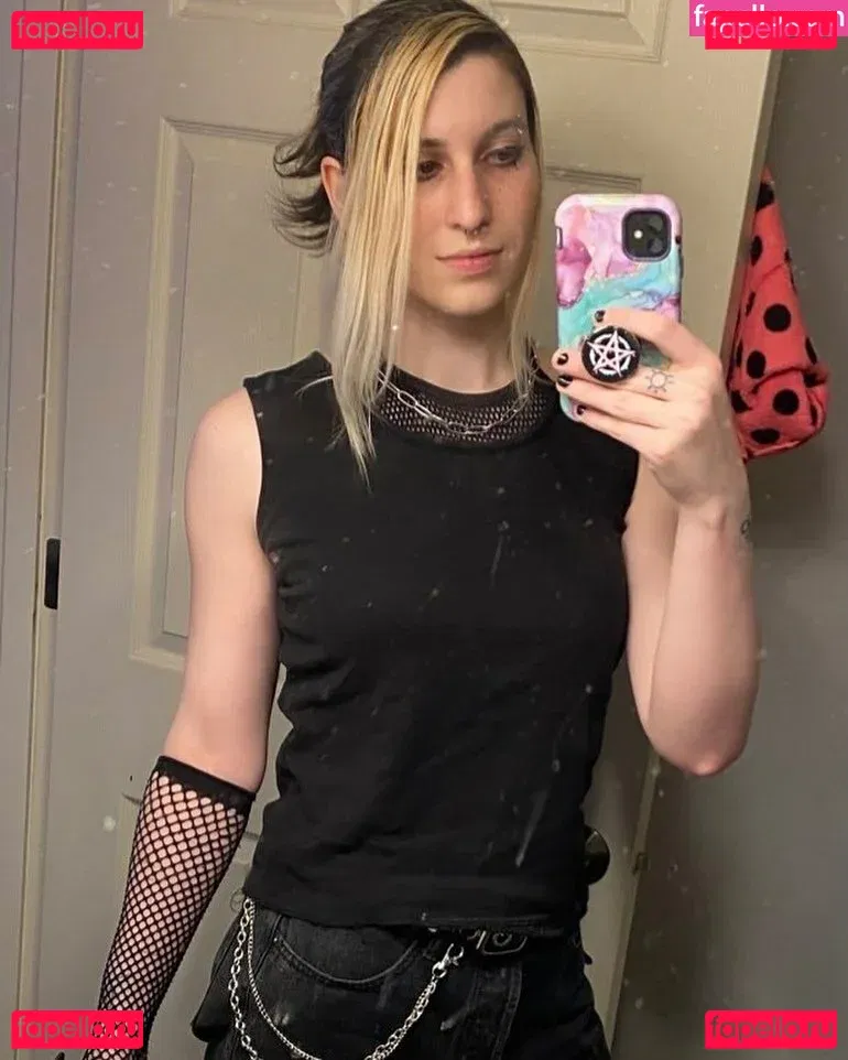 Devi Dionne Onlyfans Photo Gallery 