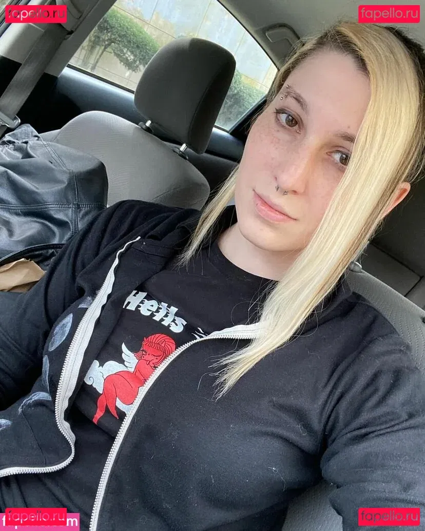 Devi Dionne Onlyfans Photo Gallery 