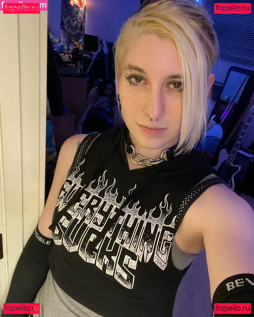 Devi Dionne Onlyfans Photo Gallery 