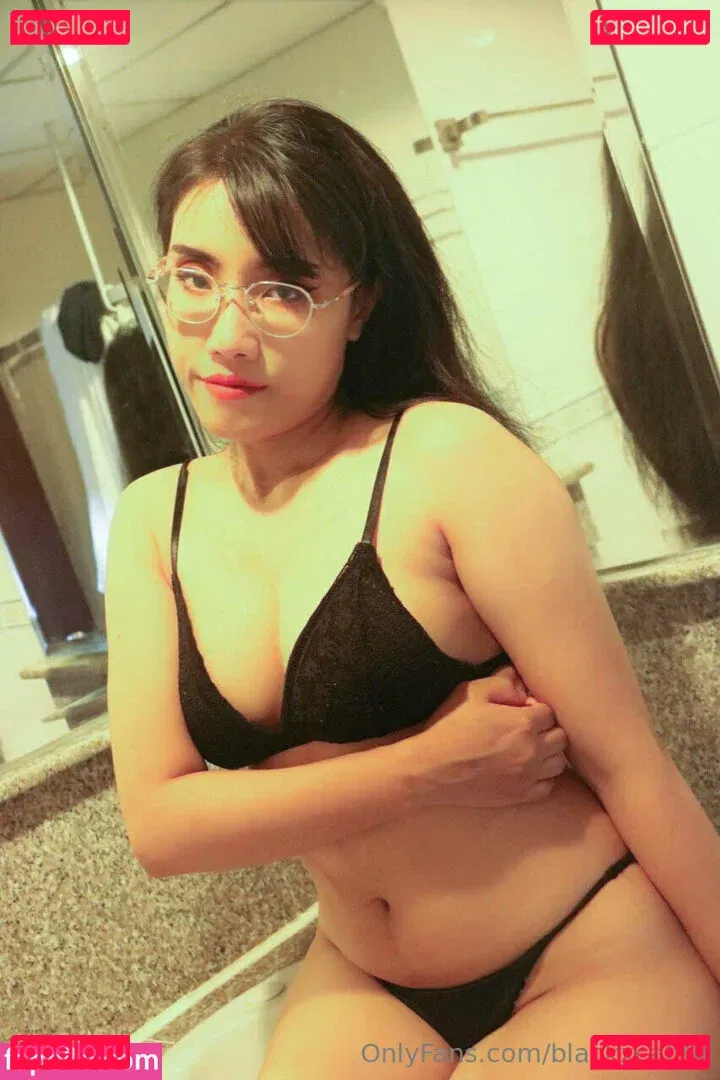 blackxcat18 Onlyfans Photo Gallery 