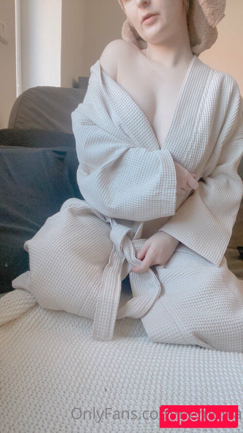 Hemulka Xutebow Nude Onlyfans Photo 51