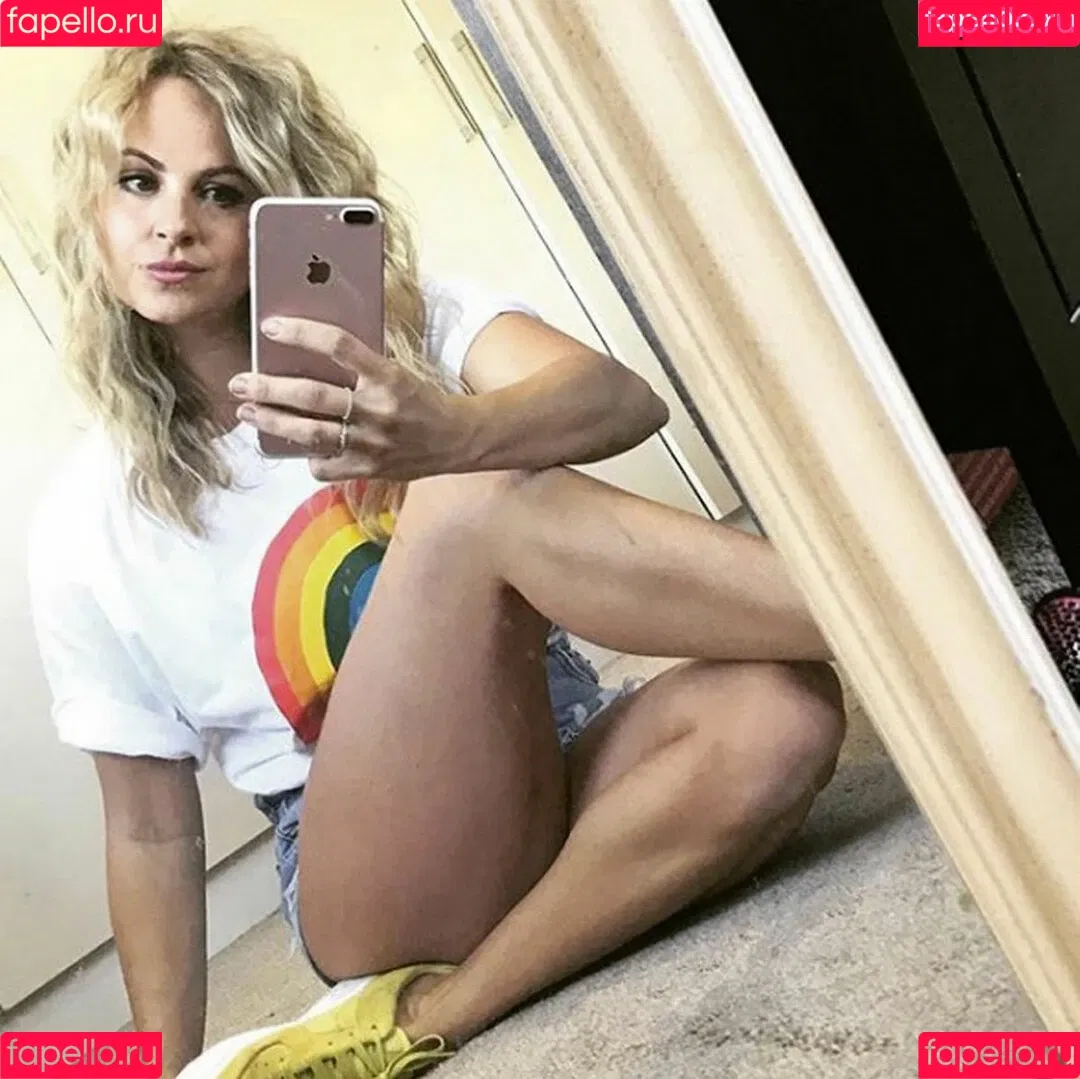 Tina O`Brien Onlyfans Photo Gallery 