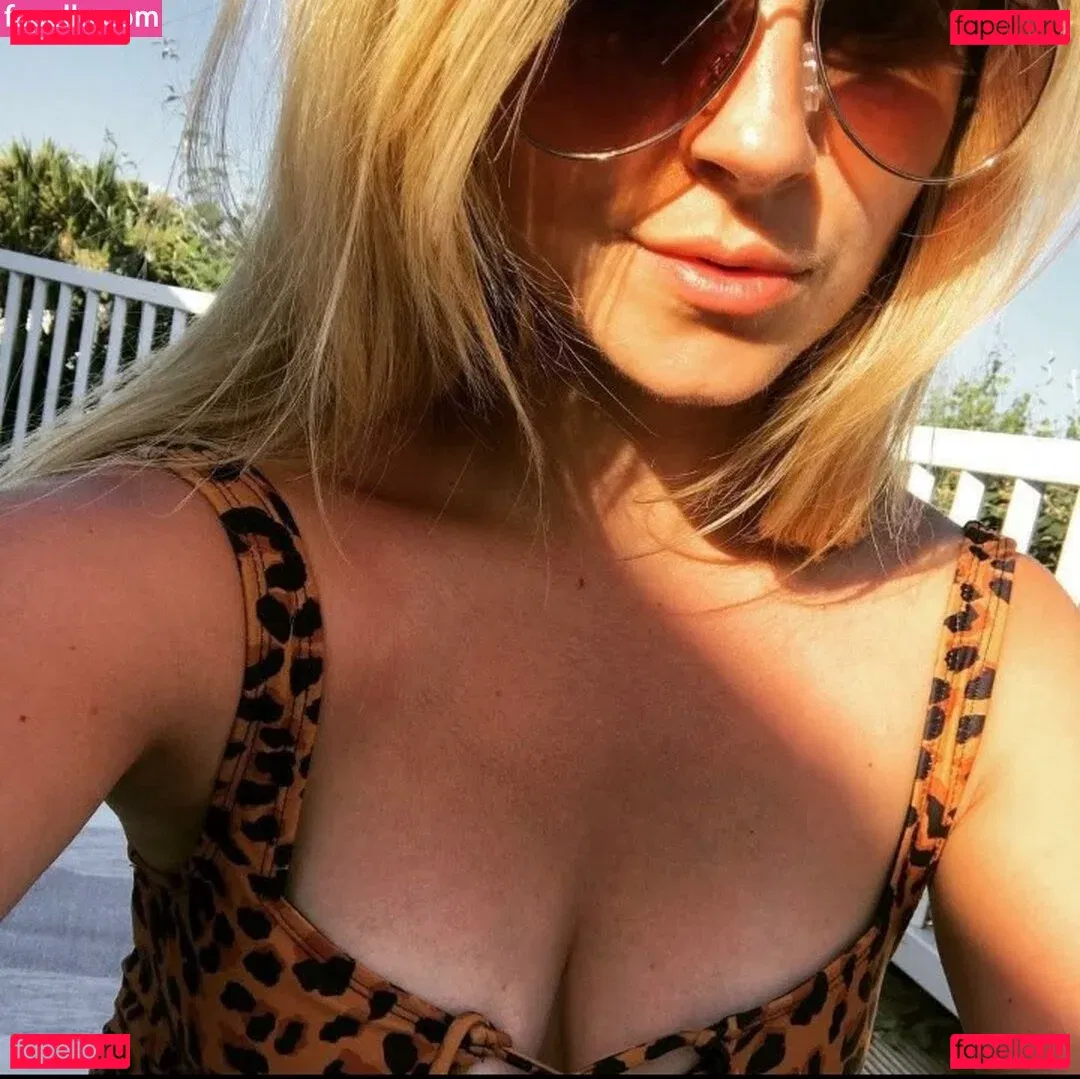 Tina O`Brien Onlyfans Photo Gallery 