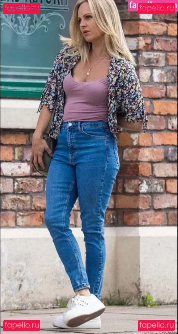 Tina O`Brien Onlyfans Photo Gallery 