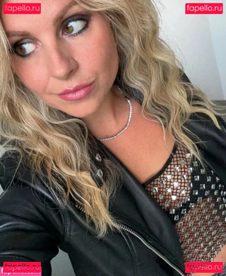 Tina O`Brien Onlyfans Photo Gallery 