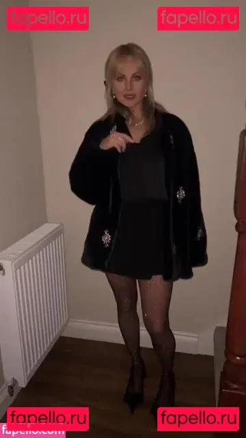 Tina O`Brien Onlyfans Photo Gallery 