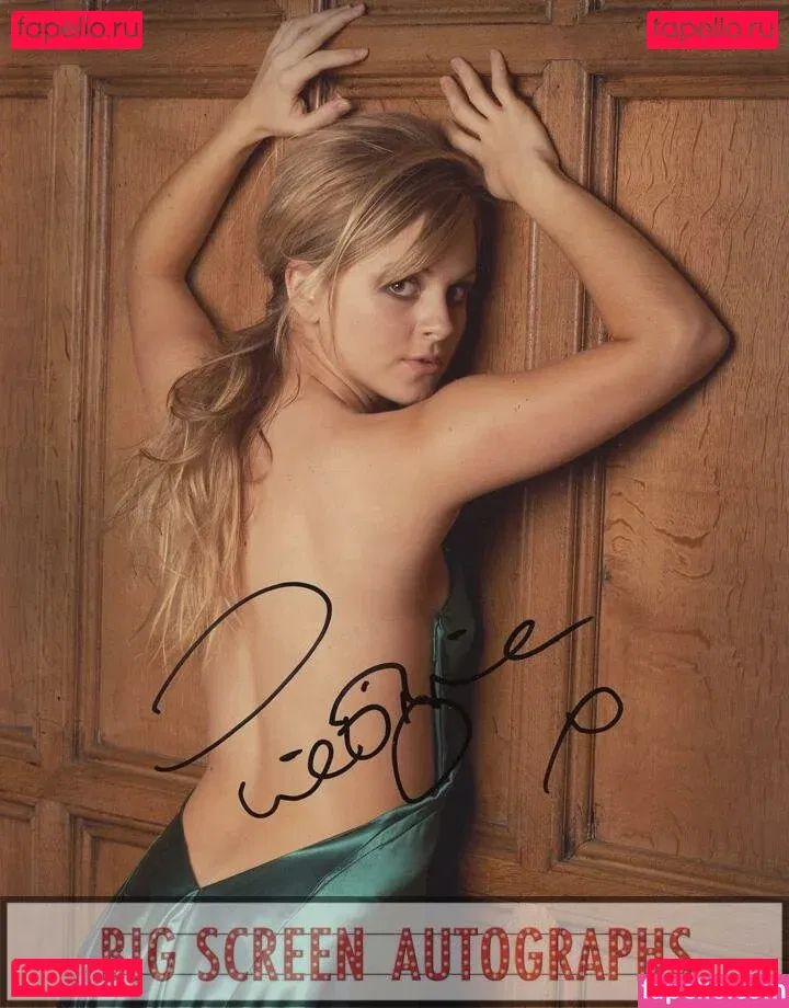 Tina O`Brien Onlyfans Photo Gallery 