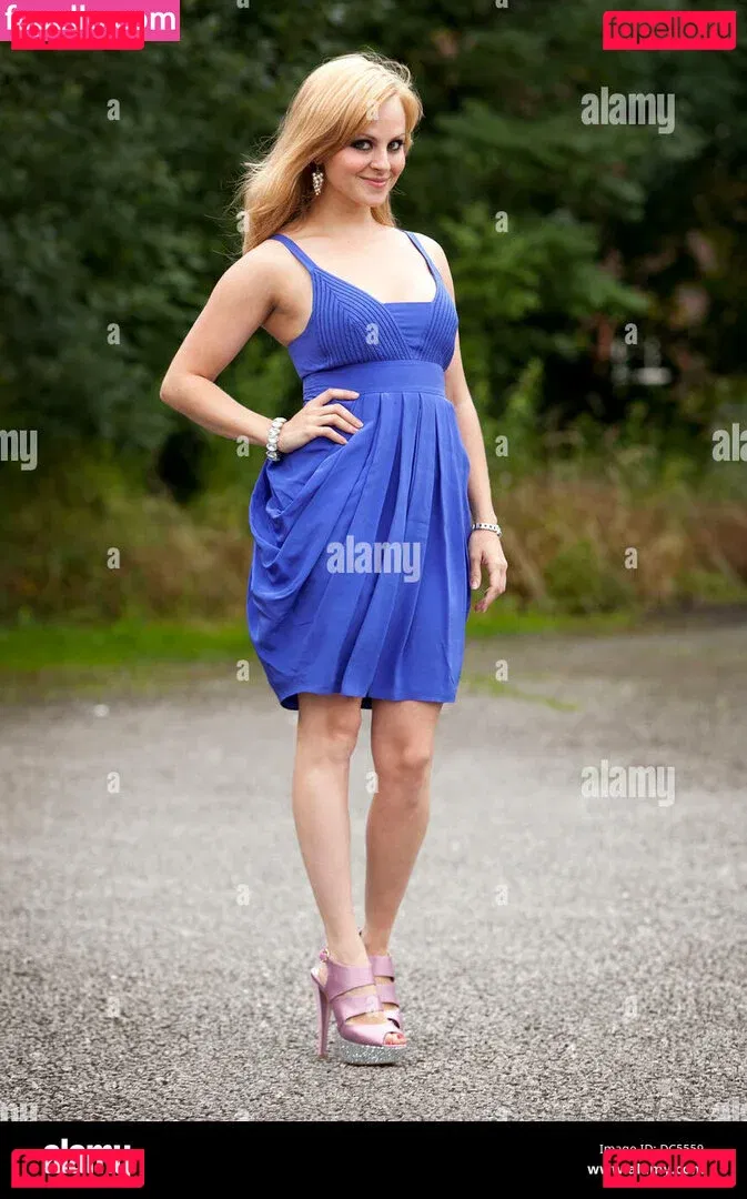 Tina O`Brien Onlyfans Photo Gallery 