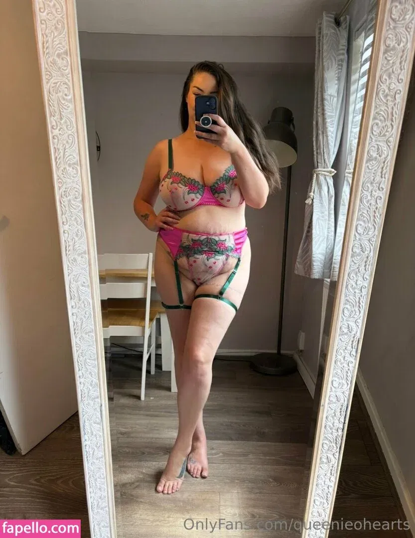 queenieohearts Onlyfans Photo Gallery 
