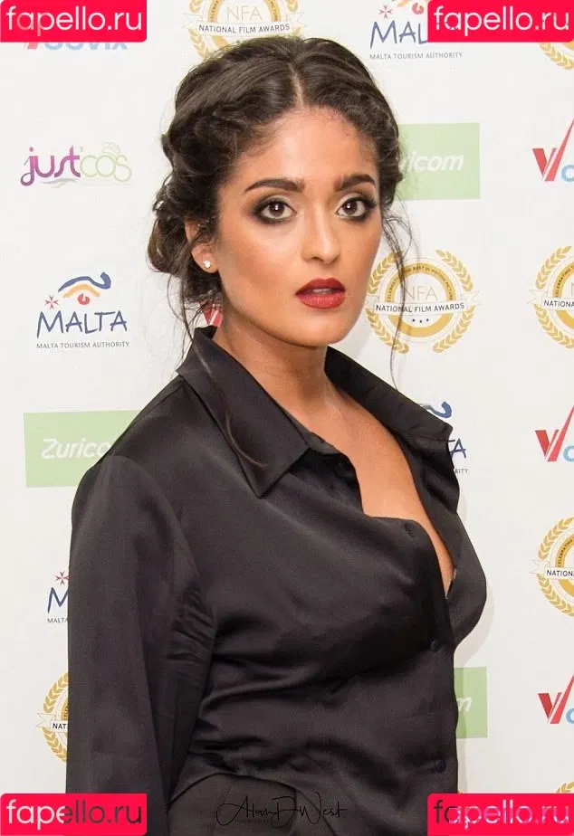 Mandeep Dhillon Onlyfans Photo Gallery 