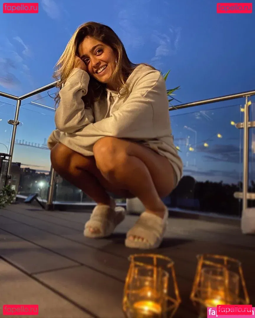 Mandeep Dhillon Onlyfans Photo Gallery 