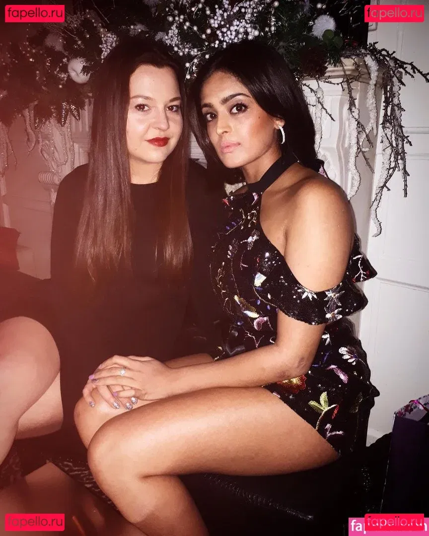 Mandeep Dhillon Onlyfans Photo Gallery 