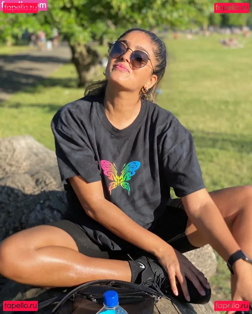 Mandeep Dhillon Onlyfans Photo Gallery 