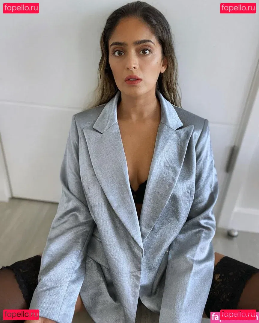 Mandeep Dhillon Onlyfans Photo Gallery 