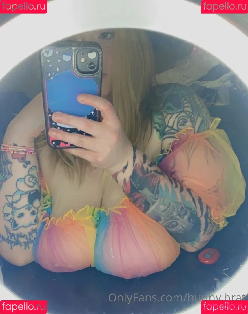 hunnybrat Onlyfans Photo Gallery 