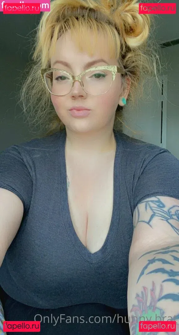 hunnybrat Onlyfans Photo Gallery 