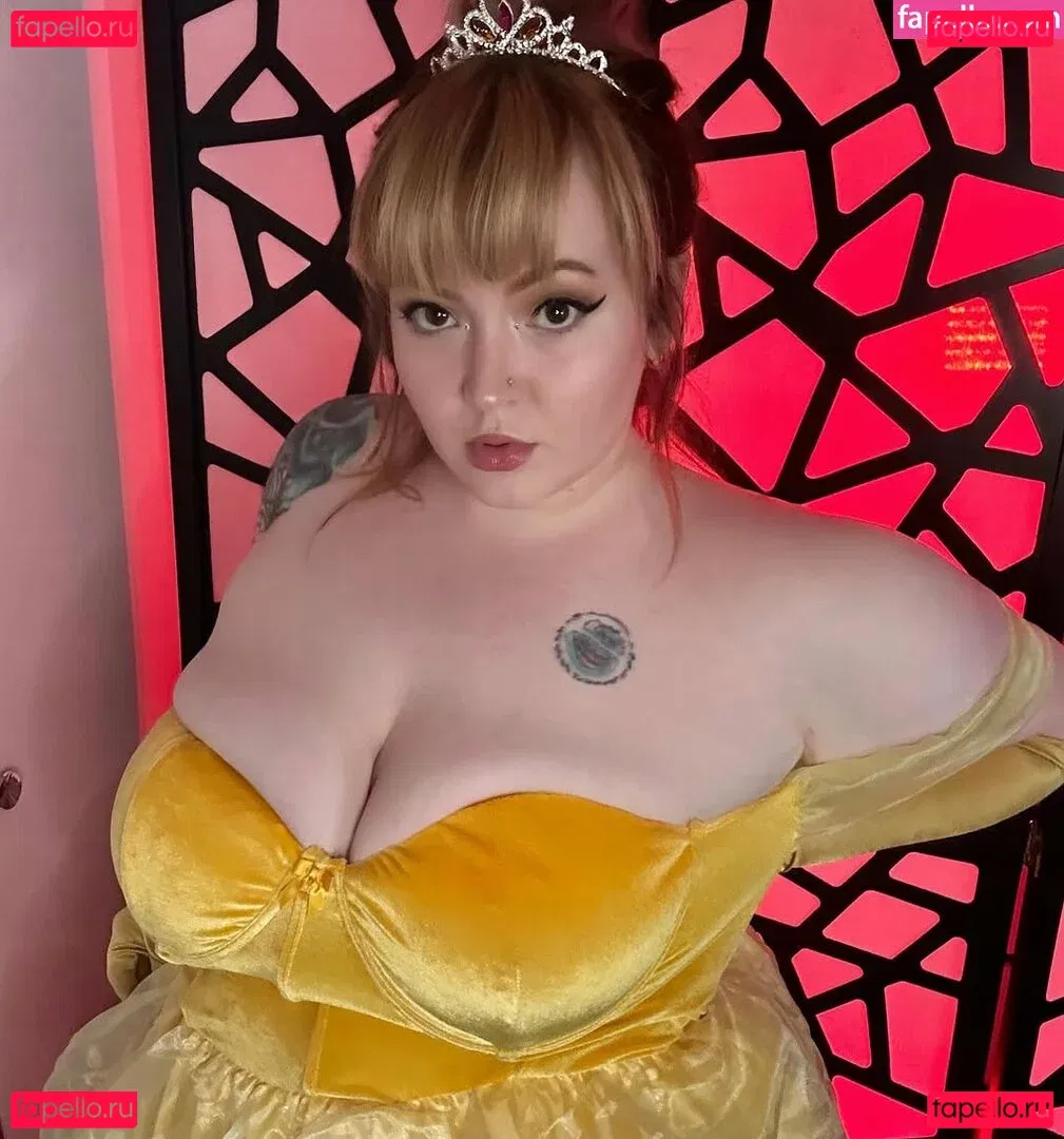 hunnybrat Onlyfans Photo Gallery 