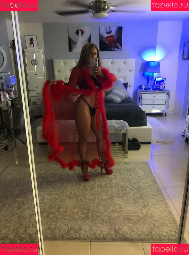 hottotrottots Onlyfans Photo Gallery 