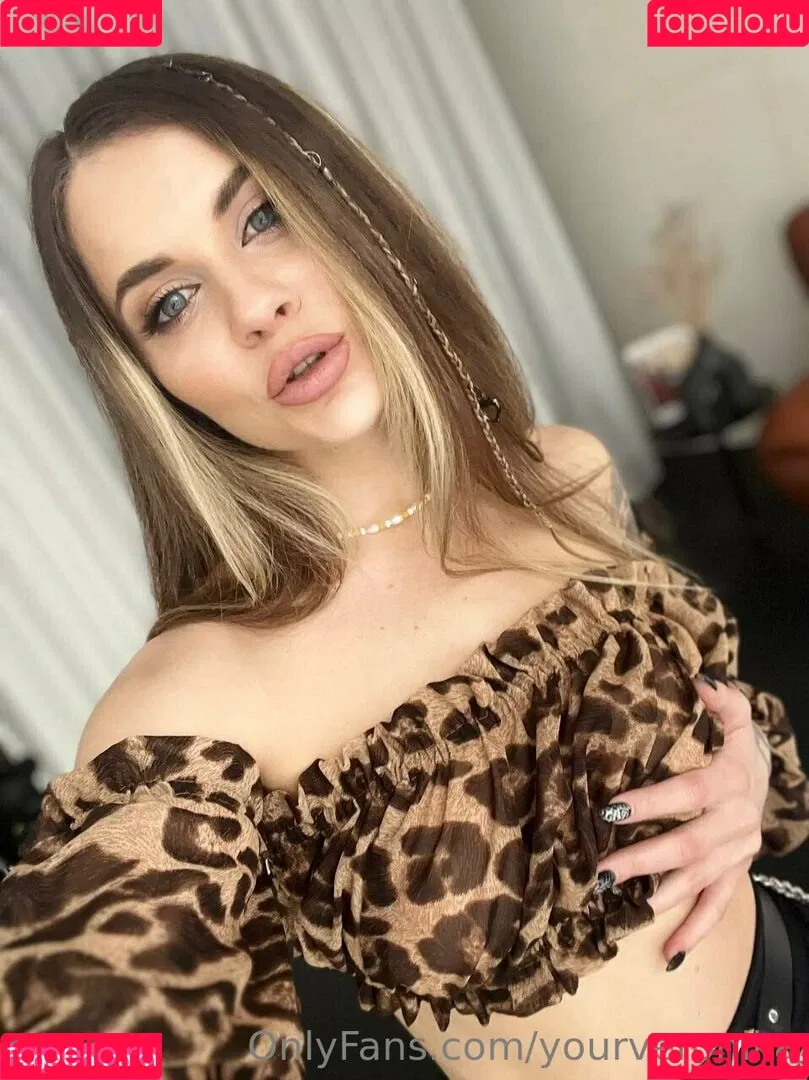 yourveronika Onlyfans Photo Gallery 