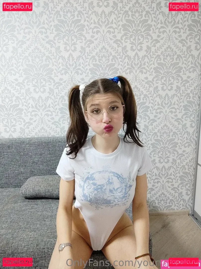 yourveronika Onlyfans Photo Gallery 