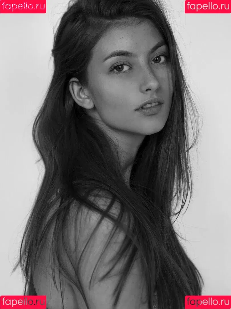Ellie Weston Onlyfans Photo Gallery 