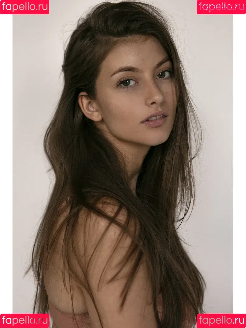 Ellie Weston Onlyfans Photo Gallery 