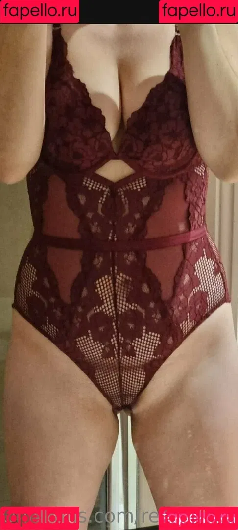 hot1989mom Onlyfans Photo Gallery 