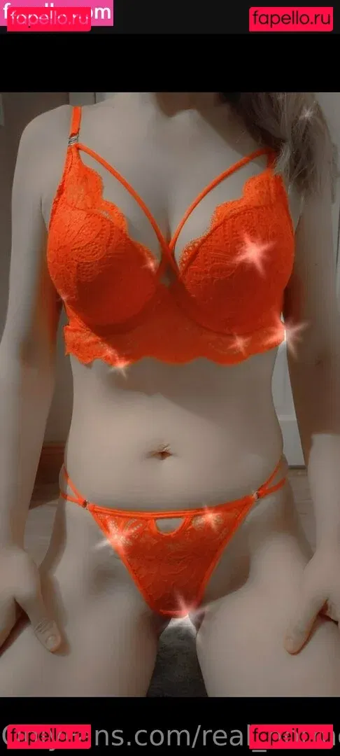 hot1989mom Onlyfans Photo Gallery 