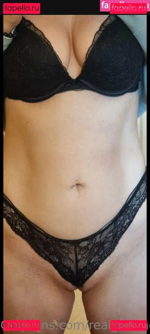 hot1989mom Onlyfans Photo Gallery 