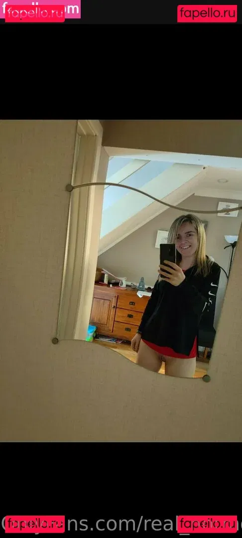 hot1989mom Onlyfans Photo Gallery 