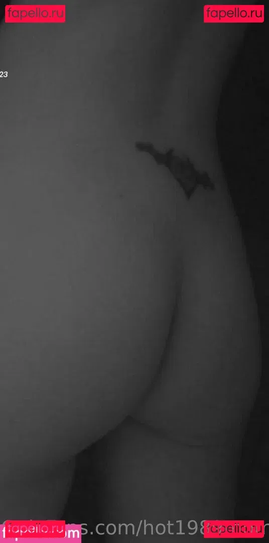 hot1989mom Onlyfans Photo Gallery 