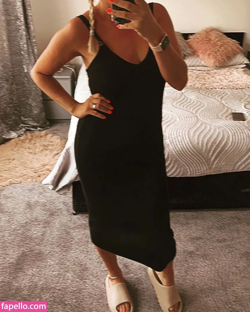 emily-smith Onlyfans Photo Gallery 