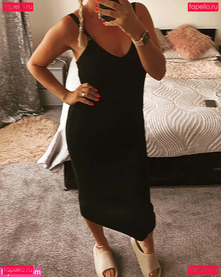 emily-smith Onlyfans Photo Gallery 