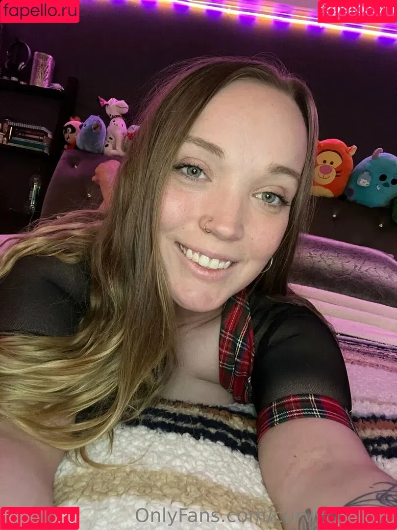 curvycutiexo Onlyfans Photo Gallery 