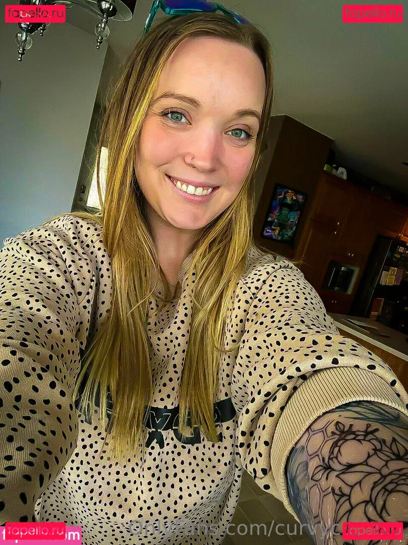 curvycutiexo Onlyfans Photo Gallery 