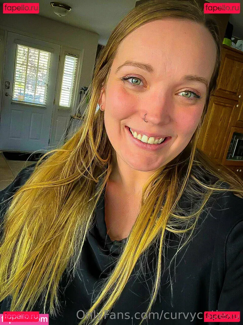 curvycutiexo Onlyfans Photo Gallery 