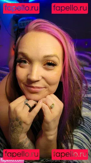 curvycutiexo Onlyfans Photo Gallery 