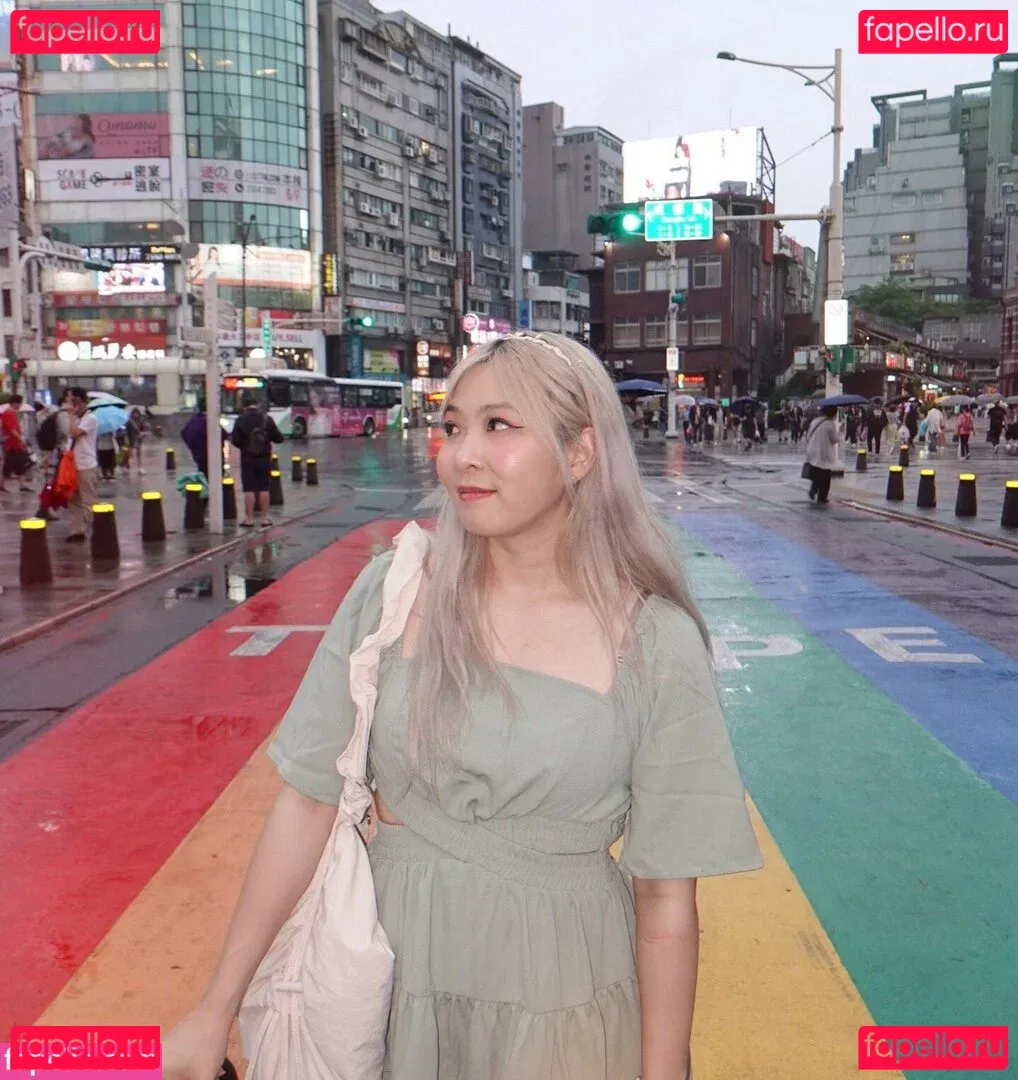 Yvonnie Onlyfans Photo Gallery 