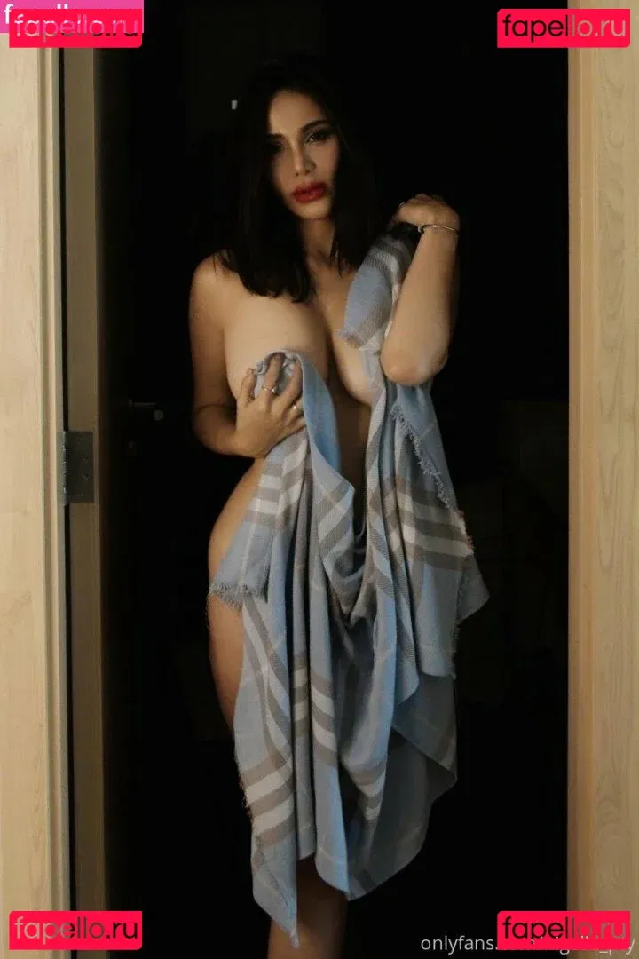 Natalie Wang Onlyfans Photo Gallery 