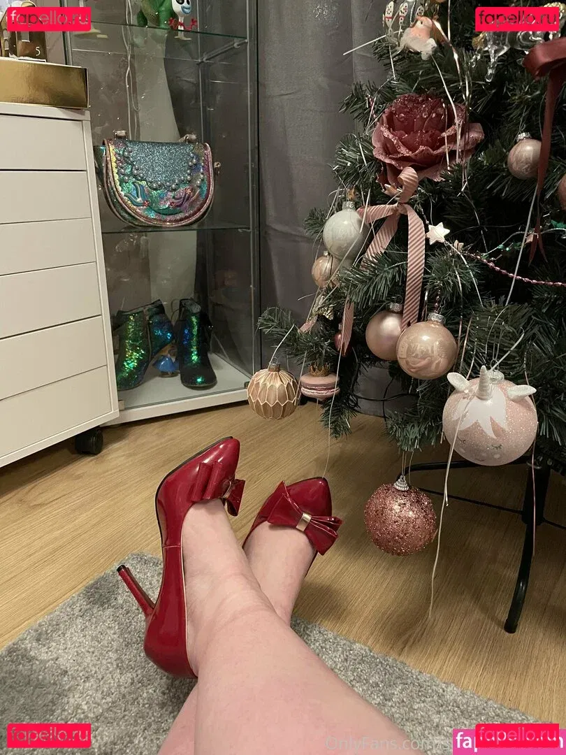 subgirl1990free Onlyfans Photo Gallery 